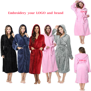LOGO ricamo personalizzato abiti classici <span class=keywords><strong>da</strong></span> donna peluche in pile <span class=keywords><strong>con</strong></span> cappuccio accappatoio spesso <span class=keywords><strong>camicia</strong></span> <span class=keywords><strong>da</strong></span> <span class=keywords><strong>notte</strong></span> <span class=keywords><strong>con</strong></span> tasche soffice indumenti <span class=keywords><strong>da</strong></span> <span class=keywords><strong>notte</strong></span> - Product Image 1