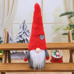 Adorno navideño de gnomos de peluche, gnomos de Santa Claus sin rostro con decoración de corazón para decoración del hogar en la mesa. - Product Image 5