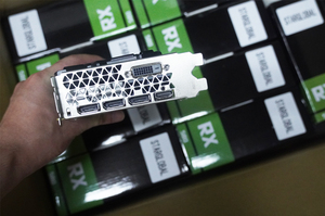 การ์ดจอ <span class=keywords><strong>RX</strong></span> <span class=keywords><strong>580</strong></span> 8GB GDDR5 PCI Express 3.0 พัดลมระบายความร้อน สำหรับเดสก์ท็อป VGA DVI รุ่นใหม่ ขายดี - Product Image 5