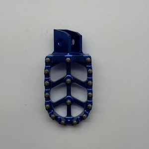 Repose-pieds de moto en alliage d'aluminium CNC de haute qualité, ajustement personnalisé, pour plusieurs modèles, vendus par paires - Product Image 3