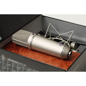Microphone de studio professionnel Neumann U87 Ai China Red édition limitée pour l'enregistrement et le streaming en direct - Product Image 2