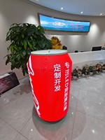 Écran d'affichage LED flexible et mobile P1.86 pour la publicité de bières et de boissons en canettes