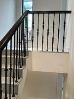Balustres en fer faciles à installer pour les escaliers de villa et d'hôtel