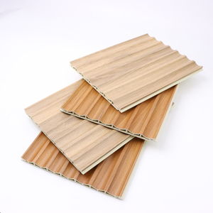 En promotion : Panneau composite bois-plastique imperméable, rainuré, revêtement mural WPC pour salon - Product Image 1