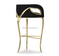 Offre spéciale, tabouret de bar à pieds en laiton doré, chaise de luxe, coussin au design unique, tabouret de bar à pieds hauts, chaises de bar avec accoudoir de luxe