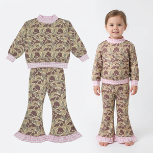 Ensemble pull à carreaux à manches longues et pantalon cloche camouflage gris foncé pour bébés filles - Product Image 2