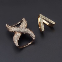 Broche en résine dorée pour femmes musulmanes Boucle Hijab Écharpe Anneau Épingles Accessoires Bijoux en alliage pour mariage et cadeau