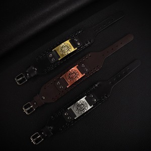 Pulsera Vikinga de Cuero Ancho Estilo Nórdico para Hombre, Diseño Punk Moderno con Cabeza de Lobo Celta y Patrón Geométrico, ¡Oferta! - Product Image 6