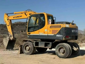 En stock : Excavatrice hydraulique Hyundai 150W-9 d'occasion, marque coréenne, engin de construction, roue 150W-7, moteur et boîte de vitesses. - Product Image 2