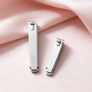 Large, sharp, angled <b>nail</b> clippers, stainless steel, single pack, adult home portable <b>nail</b> clippers. - Product Image 2