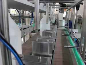 Machine de remplissage de bouteilles de miel <span class=keywords><strong>Prix</strong></span> Machine de remplissage de lait en bouteille en plastique 5l <span class=keywords><strong>10l</strong></span> Machine de remplissage - Product Image 3