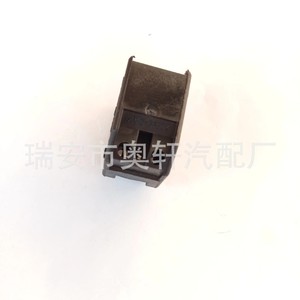 สวิตช์กระจกไฟฟ้าด้านผู้โดยสาร 3B0959855B สำหรับเปลี่ยนในรถยนต์ - Product Image 2