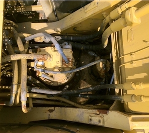 Excavatrice sur chenilles hydraulique Caterpillar 325D d'occasion, Japon, faible nombre d'heures de travail, moteur, pompe, moteur inclus, bon état, à vendre - Product Image 5