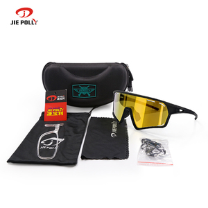 <span class=keywords><strong>Gafas</strong></span> <span class=keywords><strong>de</strong></span> Ciclismo OEM ODM <span class=keywords><strong>con</strong></span> Almohadillas Nasales Protectoras <span class=keywords><strong>de</strong></span> Silicona Ajustables, Aptas <span class=keywords><strong>para</strong></span> Personas <span class=keywords><strong>con</strong></span> Miopía, Fidelidad <span class=keywords><strong>de</strong></span> Color - Product Image 4