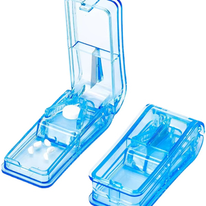 Caja de Almacenamiento de Pastillas Transparente en Color Caramelo con Cortador de Pastillas de Acero Inoxidable, Divisor de Tabletas, Estuche Portátil Mini para Pastillas para el Hogar y Viajes - Product Image 6