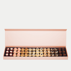 Hộp bánh cupcake mini cứng cáp, in logo tùy chỉnh, màu hồng, 24 lỗ, có khóa từ - Product Image 4