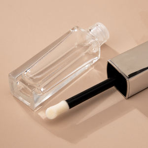 Özel boş temizle kare şekli dudak parlatıcısı şişeleri kozmetik ambalaj sıvı ruj cam ambalaj dudak parlatıcısı tüpleri fırça ile - Product Image 6