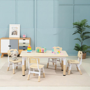 Set di Tavolo e Sedie per Bambini Regolabile in Altezza in Legno per Asilo e Scuola Materna, Tavolo da Disegno e Studio per Casa - Product Image 6