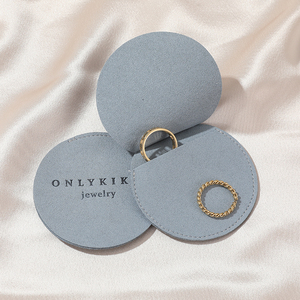 Pochette à bijoux ronde personnalisée avec logo imprimé, petite et mignonne, en microfibre synthétique, pour bagues, boucles d'oreilles, colliers - Product Image 4