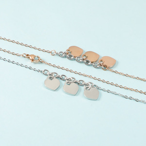 Nuevo collar de 3 corazones esmaltados de acero inoxidable, Collar corto para mujer, pulido de espejo de acero de titanio, nombres de familia personalizados - Product Image 6