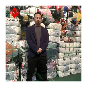 Kids Koi Bag Bundle Lieferant Uk Gebrauchte Kleidung Ballen für Männer T-Shirt S Branded Wind breaker Jacken mit Kapuze in Ballen