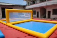 Terrain de beach-volley gonflable géant jaune 33x16 pieds certifié CE, garantie 2 ans, installation facile, capacité 1000 kg, 2 à 10 joueurs, PVC