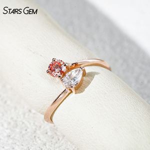 แหวน Starsgem Toi Et Moi ทองคำแท้ 10K สีโรสโกลด์ ประดับเพชรเพาะเลี้ยง - Product Image 1