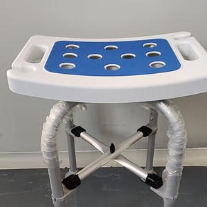 Tabouret pliant de salle de bain, petit tabouret de douche portable blanc antidérapant pour personnes âgées et femmes enceintes, usage domestique - Product Image 3