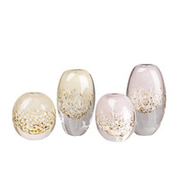 Vase à fleurs artisanal en verre soufflé, style minimaliste moderne, oré et décoré de motifs floraux, élégant récipient décoratif pour salle à manger/café