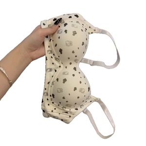 <span class=keywords><strong>Bralette</strong></span> Inalámbrico Cómodo con Estampado de Gatito Japonés <span class=keywords><strong>para</strong></span> <span class=keywords><strong>Adolescentes</strong></span>, con Copa Delgada, Transpirable, con Relleno Push-Up y Soporte sin Varillas - Product Image 5