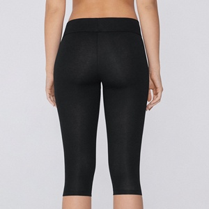 Leggings de <span class=keywords><strong>yoga</strong></span> capri taille haute en <span class=keywords><strong>coton</strong></span> léger et tendance pour femmes - Product Image 3