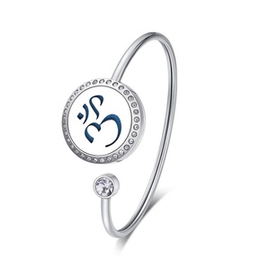 Hot Selling Children's Stainless Steel Silver Plated Heart <b>Locket</b> <b>Bracelet</b> for Anniversary - Product Image 2