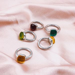 Bague de luxe en acier inoxydable avec tête de champignon, incrustation de zircon carré, étanche, pour femme, vente en gros - Product Image 2