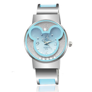<span class=keywords><strong>Montre</strong></span>-Bracelet en alliage pour femmes, <span class=keywords><strong>Mickey</strong></span>, tendance, nouvelle collection, - Product Image 3