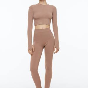 High Quality High-Waisted Seamless Women's Fitness Yoga Pants Solid <b>Pattern</b> <b>Leggings</b> with Custom Logo - Product Image 1