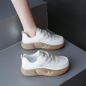 <span class=keywords><strong>Petites</strong></span> chaussures pour femmes, version coréenne, style écolière, printemps, nouvelle collection, légères, à lacets, plateforme, vernis magique, décontractées - Product Image 2