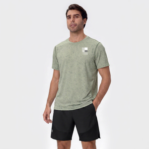 Customized Comfort Athletic 4 Way <b>Stretch</b> Moisture Wicking T Shirt Workout Slim Fit Plain Polyester Elastane T-Shirt <b>Men</b> - Product Image 1