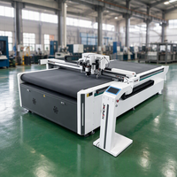 Machine de découpe CNC entièrement automatique à couteau oscillant pour carton, mousse et éponge avec découpe de contour