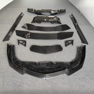 Convient pour <span class=keywords><strong>Lamborghini</strong></span> <span class=keywords><strong>Aventador</strong></span> LP700 720 Modifié DMC Petit contour en fibre de carbone Lèvre avant Jupe latérale Lèvre arrière Aile arrière - Product Image 2