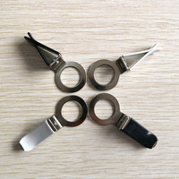 Diffuseur de parfum pour voiture en alliage + silicone noir et blanc, clip de ventilation en fer