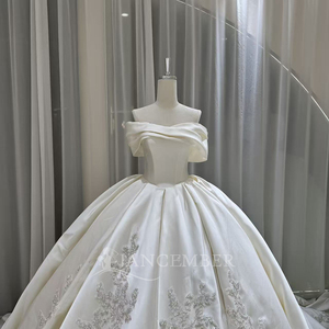Lsoy036 Sparkling Strapless Satin Ball Gown <b>Wedding</b> Dress Sweetheart Neckline Floral Beading Bridal Gowns Chapel Train - Product Image 2