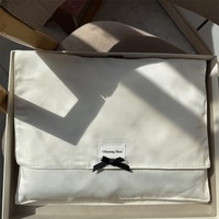 Logo personnalisé imprimé Eco Recycle Emballage avec cordon de serrage Sac à poussière en coton souple réutilisable Pochette pour enveloppe en coton Emballage à rabat pour vêtements