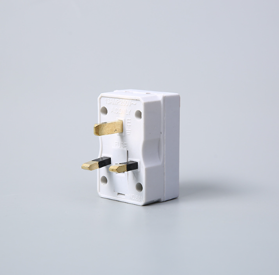 Africa <strong>3</strong> <strong>Pin</strong> <strong>3</strong> Way Electric <strong>Universal</strong> <strong>Multi</strong> Purpose <strong>Plug</strong> Adapter <strong>with</strong> Fuse <strong>3</strong> <strong>Pin</strong> Wall <strong>Socket</strong> Travel Adapter