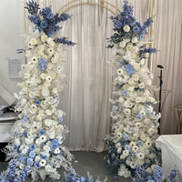 Vente d'usine IFG : Arches de fleurs en soie blanches et bleues en forme de corne pour décorations de mariage, de fêtes, de Noël et de Pâques