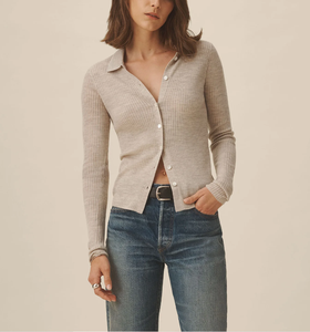Cardigan en tricot <span class=keywords><strong>chaud</strong></span> pour <span class=keywords><strong>femme</strong></span>, col rabattu personnalisé, mélange de laine, manches longues, sexy, ODM OEM, avec boutons - Product Image 2