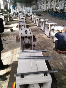 Raboteuse industrielle d'épaisseur <span class=keywords><strong>de</strong></span> bois à un côté MB104 Machines pour la planification <span class=keywords><strong>de</strong></span> surface <span class=keywords><strong>de</strong></span> planches <span class=keywords><strong>de</strong></span> bois lisses - Product Image 4