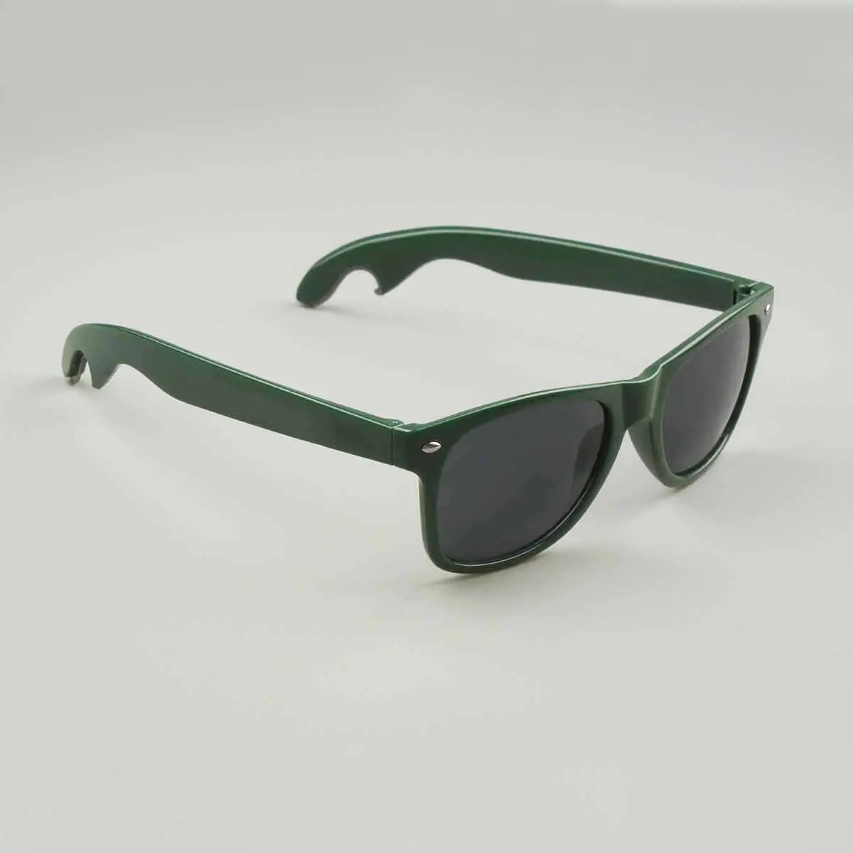 Free Samples Customized Logo OEM Dark Green Germany Sun Glasses Beer Sunglasses Bottle Opener Sunglasses 2024