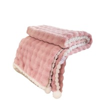 Vente en gros 100% polyester lapin peluche bulle velours flanelle sieste couverture épaissie dentelle garniture écologique tricoté hiver décontracté