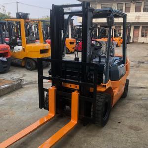 Toyota 3 Ton <b>Forklift</b> Diesel Original Japan Mini Toyota Used <b>Forklift</b> FD30 Durable 3 ton <b>forklift</b> - Product Image 2