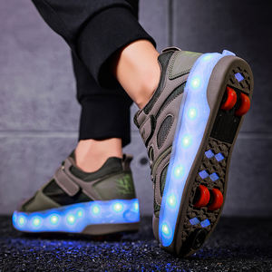 Chaussures à roulettes lumineuses avec <span class=keywords><strong>4</strong></span> <span class=keywords><strong>roues</strong></span> rétractables pour enfants Chaussures à roulettes pour enfants - Product Image 6